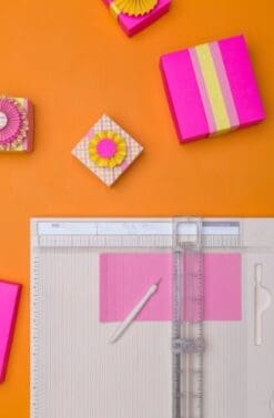 Martha Stewart Crafts Deluxe Scoring Board with Paper Trimmer