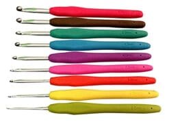 Gold Medal Crafts' Ergonomic 9pc Crochet Hook Set - Aluminum Hooks with Color Coded, Non-Slip Handles - Includes Downloadable Pattern Book