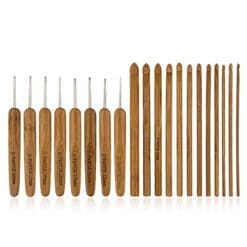 D-FantiX 20 Pcs Bamboo Crochet Hooks Set Ergonomic Knitting Hooks with Compact Carry Case