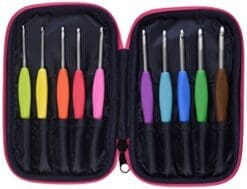 Clover 3673 Amour Crochet Hook Set with Zippered Case, Size 10, Neon Green with Hot Pink Trim