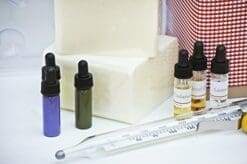 Deluxe Goats Milks Glycerine Soap Making Kit (makes 16 soaps)