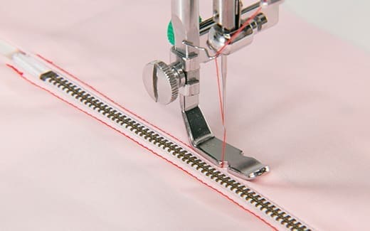 Juki Tl 2010Qce Semi Professional Sewing Machine 12