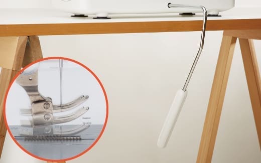 Juki Tl 2010Qce Semi Professional Sewing Machine 3