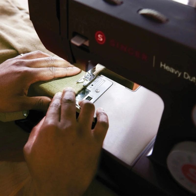 Singer-Hd4432 Heavy Duty Black Sewing Machine Special Edition 3 Singer-Hd4432 Heavy Duty Black Sewing Machine Special Edition - Image 3